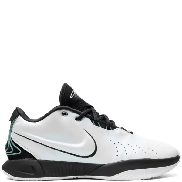 Lebron XXI "Conchiolin"